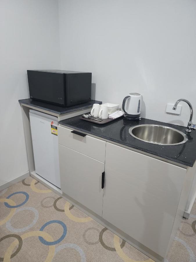 Vualiku Hotel & Apartments نادي المظهر الخارجي الصورة