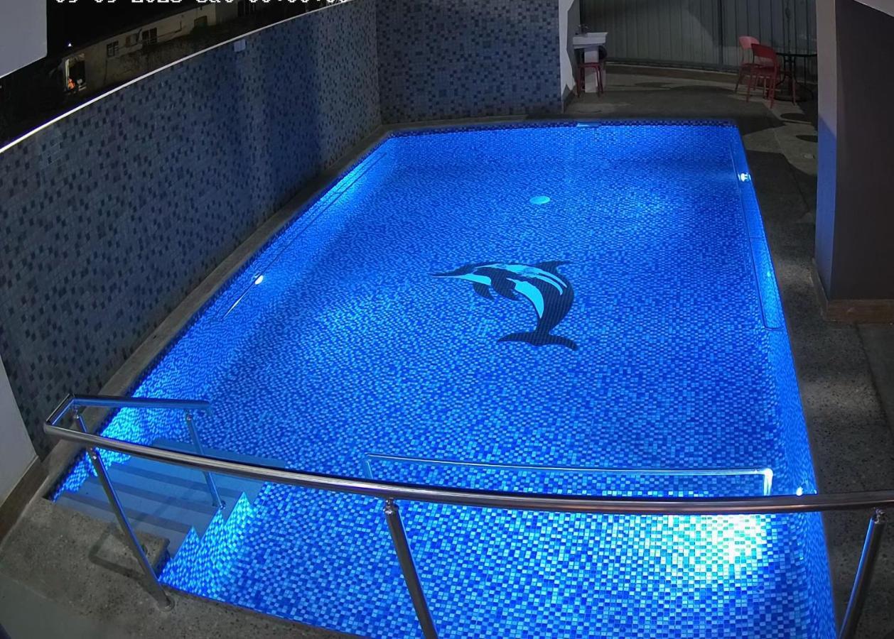 Vualiku Hotel & Apartments نادي المظهر الخارجي الصورة
