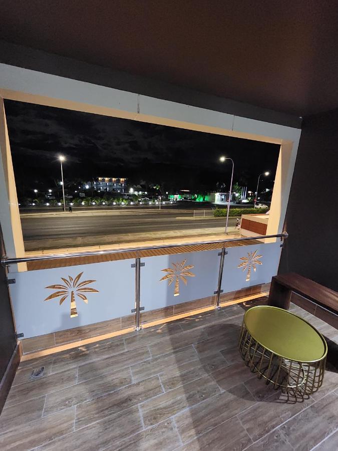 Vualiku Hotel & Apartments نادي المظهر الخارجي الصورة