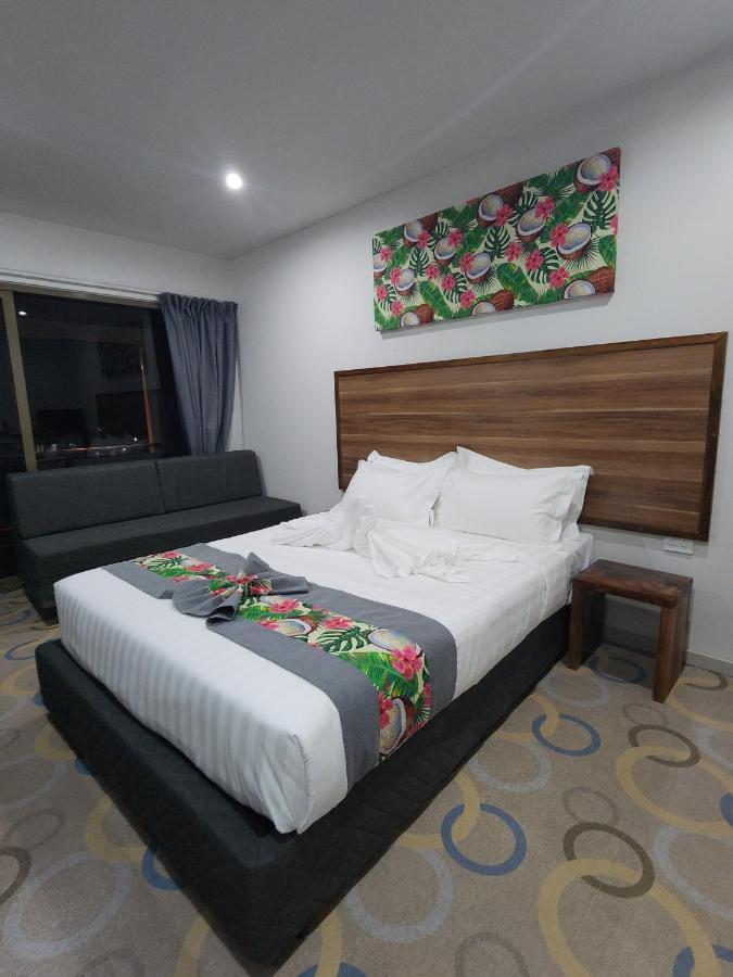 Vualiku Hotel & Apartments نادي المظهر الخارجي الصورة